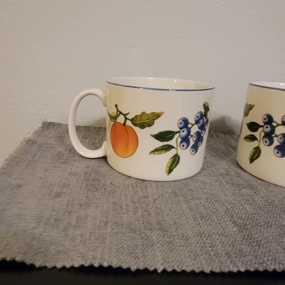 ESSENCE SUP MUG BY TABLETOPS SET OF 3 - Picture 7 of 15